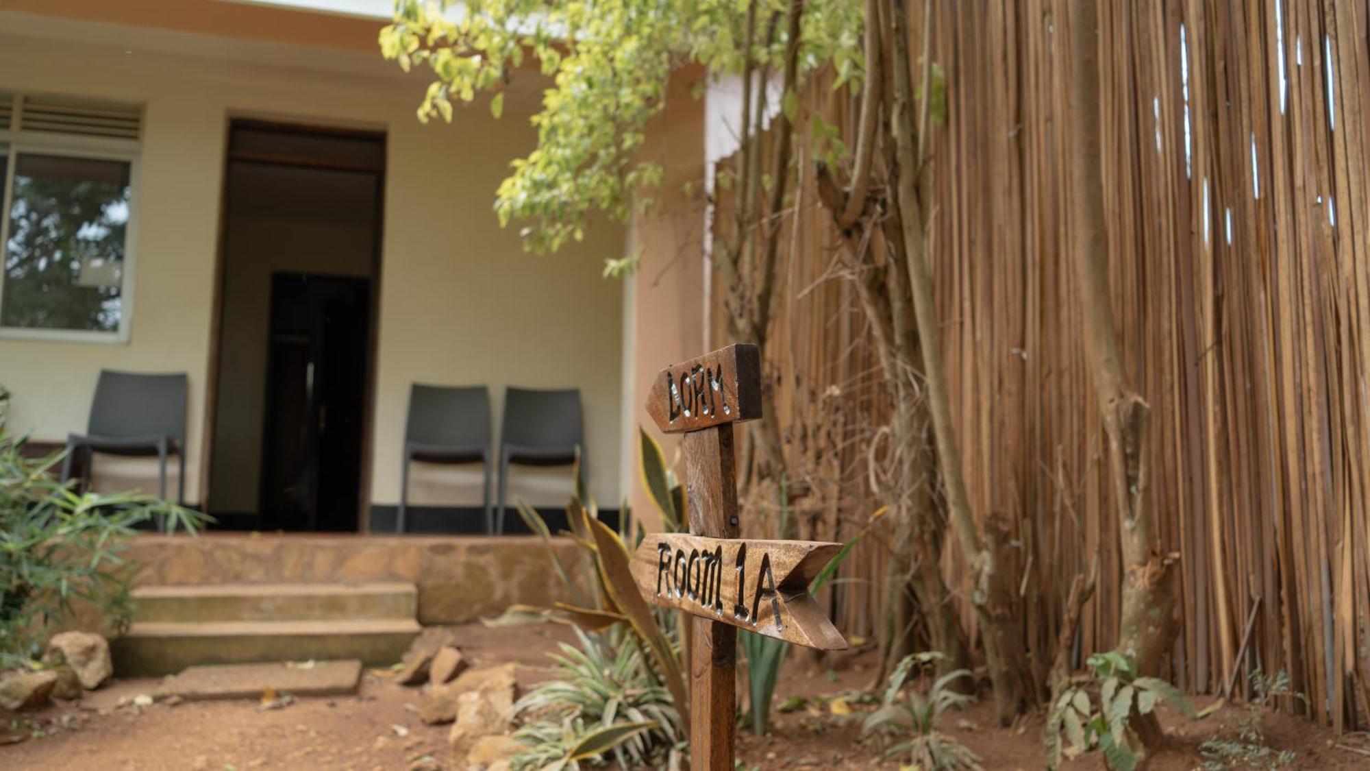 Hotel ViaVia Entebbe Exterior foto